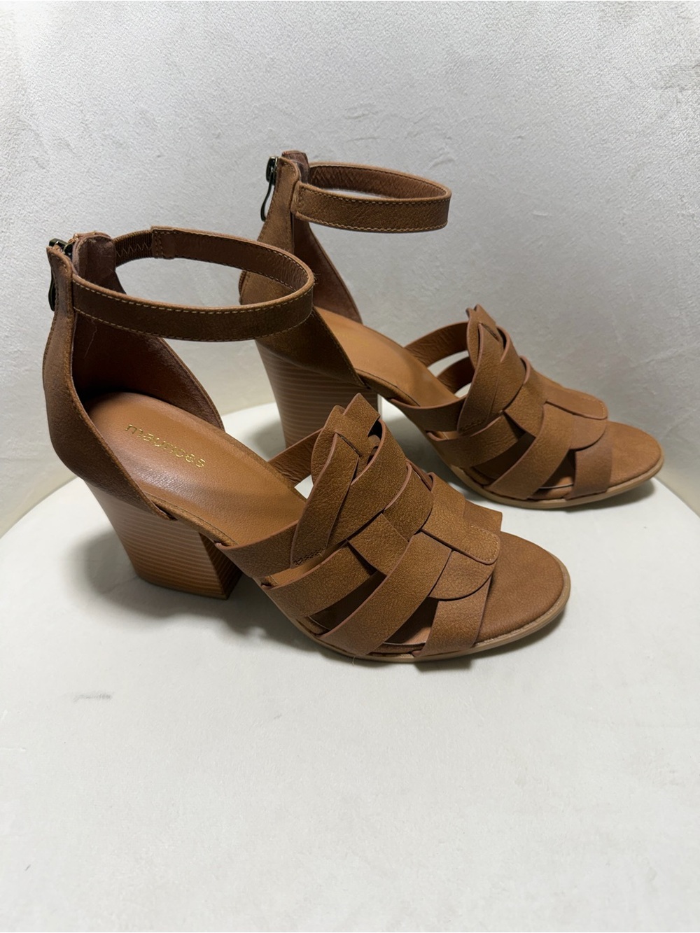 maurices Tan Woven Fisherman Ankle Strap Block Heel Sandals Sz 9.5